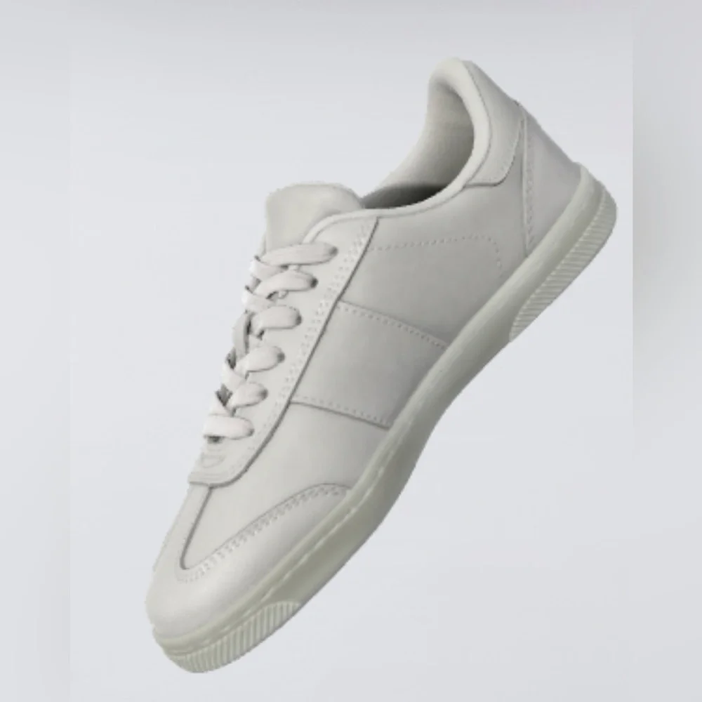 Zara step into